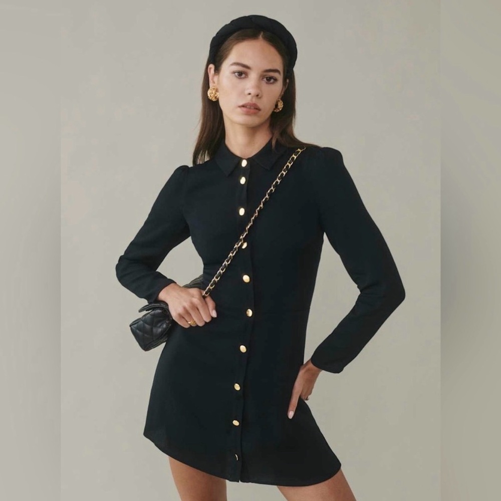 Black Button-Front Mini Dress - Classic Collared Style